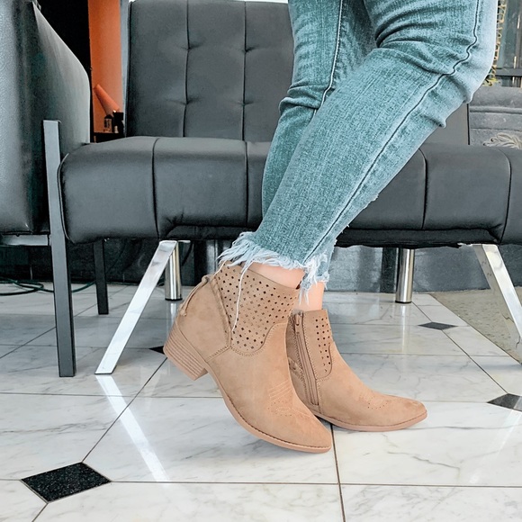 Taupe Braided Tassel Details bootie boots - Picture 6 of 8